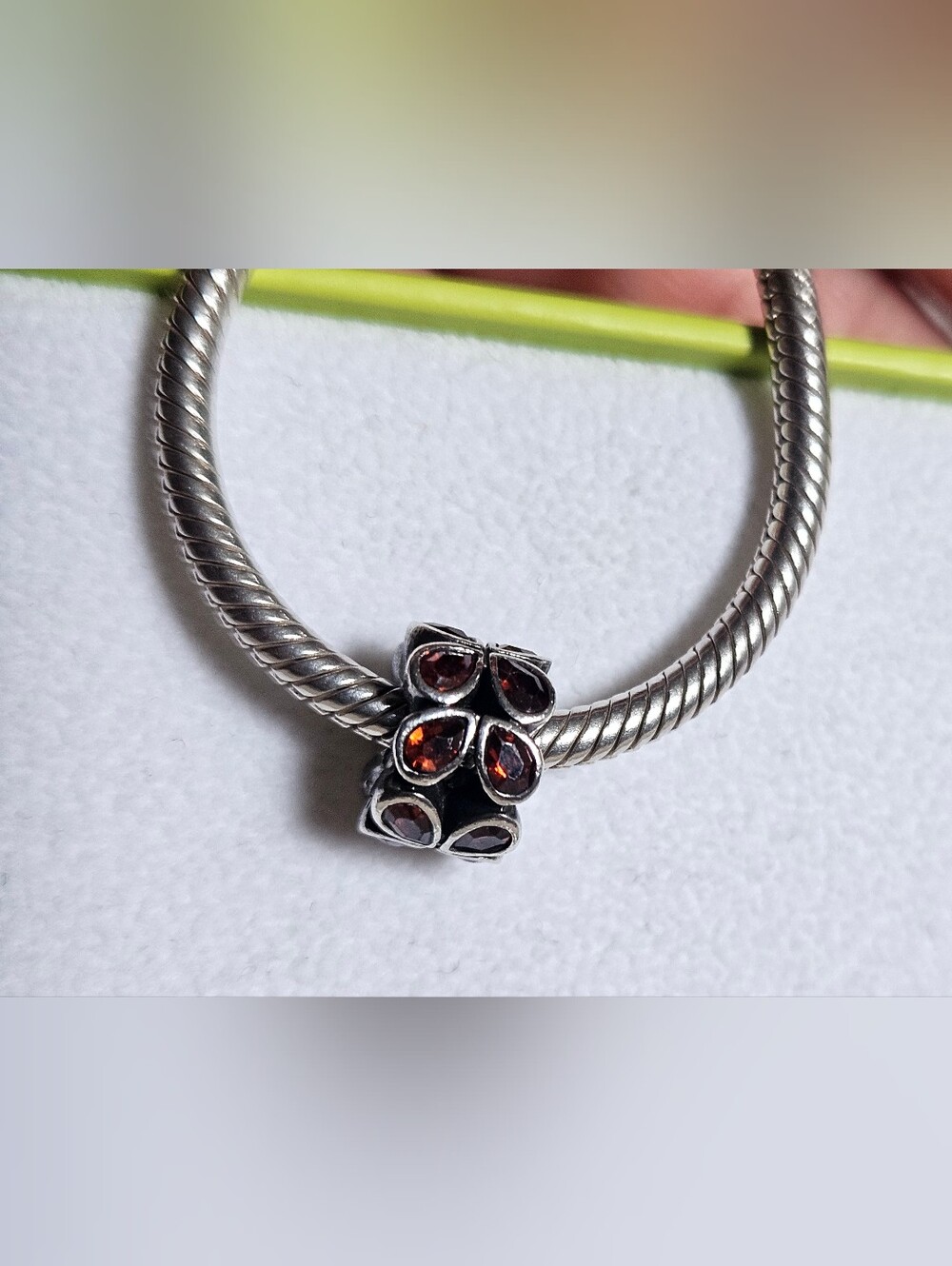 Chamilia Flowers Sterling Silver Garnet Teardrop Charm Bead ✨️